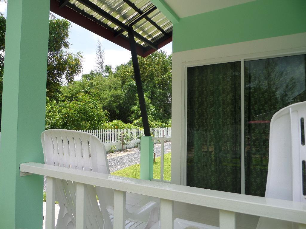 Lanta Triple Novel Hotell Ko Lanta Eksteriør bilde