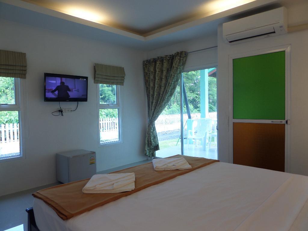 Lanta Triple Novel Hotell Ko Lanta Eksteriør bilde