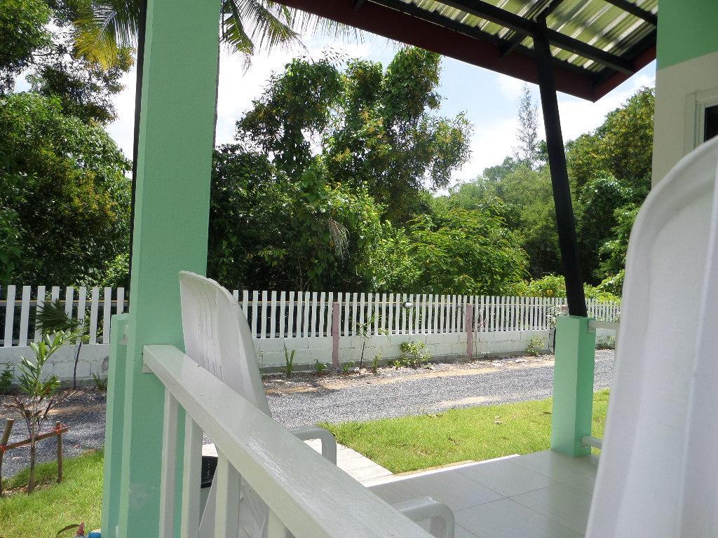 Lanta Triple Novel Hotell Ko Lanta Eksteriør bilde