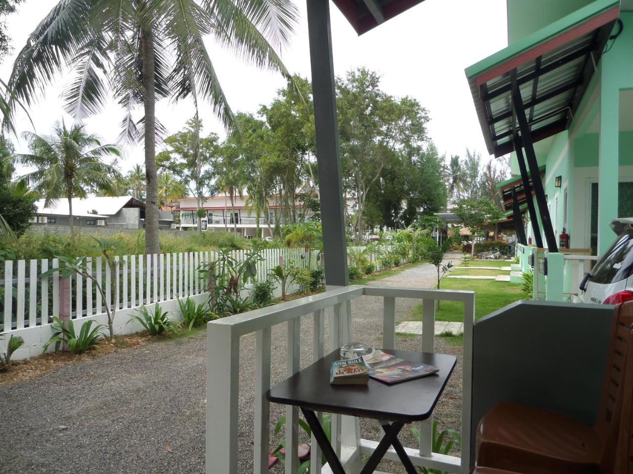 Lanta Triple Novel Hotell Ko Lanta Eksteriør bilde
